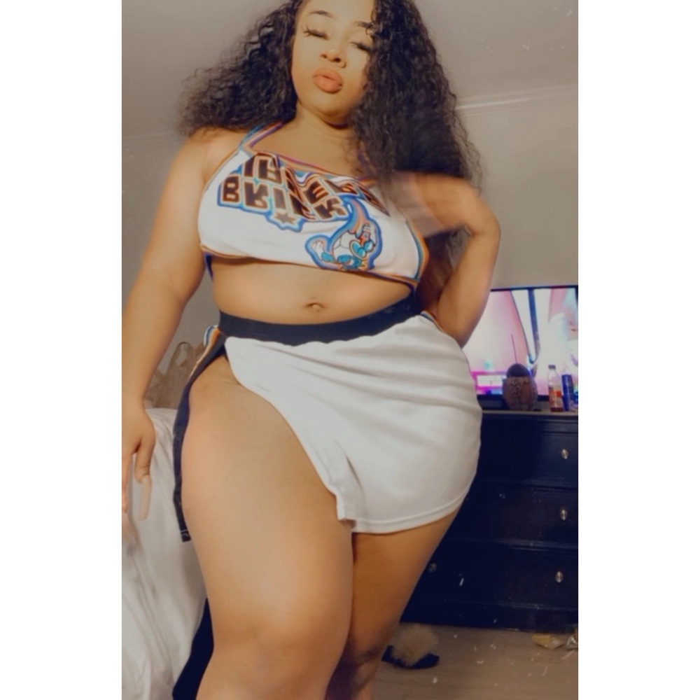 Aaliyah jersey 2 pc (custom)